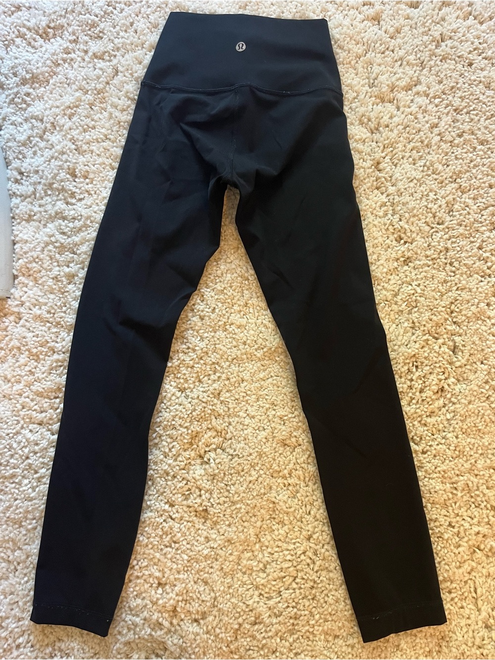LULULEMON Size 0 Leggings. - Picture 3 of 4